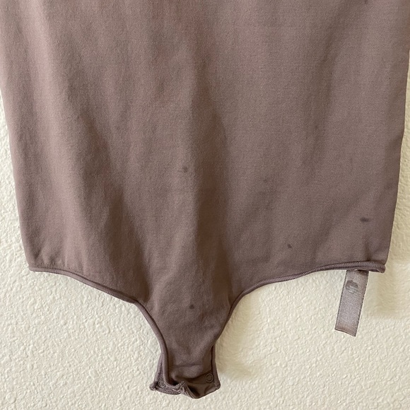 BODYSUIT SKIMS ESSENTIAL CREW NECK SLEEVELESS xxs xs - Picture 4 of 6